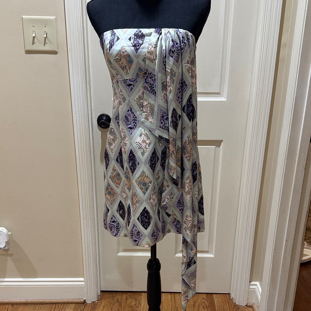 Cinq à Sept Strapless Dress in Purple and Cream